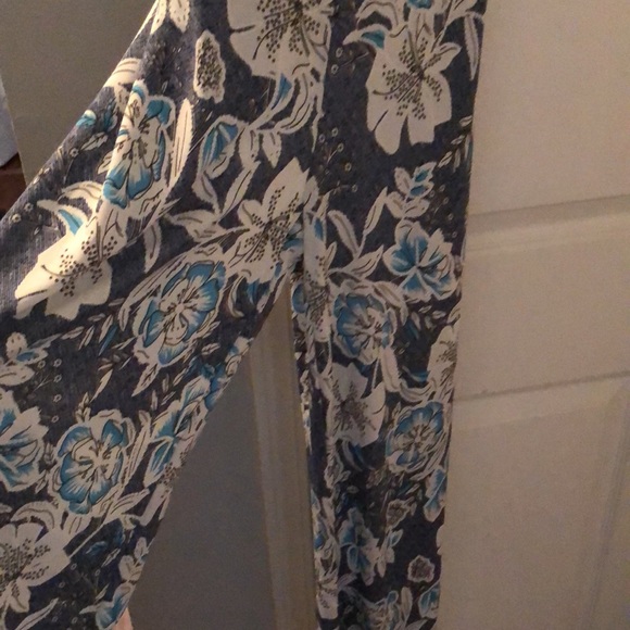 Jumpsuit - Picture 3 of 6